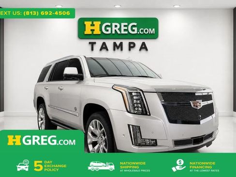 Used 2020 Cadillac Escalade Premium Luxury RWD image 1