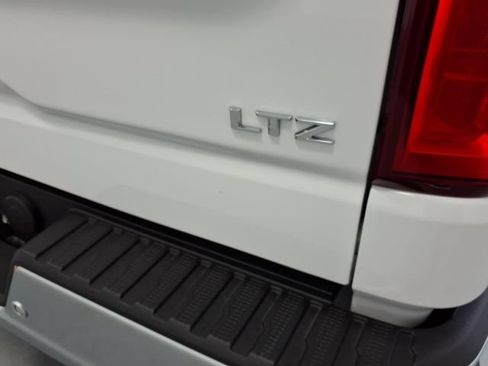 Used 2026 Chevrolet Silverado 1500 LTZ w/ LTZ Premium Package AWD/4WD image 11