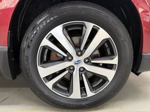 Used 2018 Subaru Outback 2.5i Limited AWD/4WD image 31