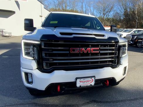 Used 2022 GMC Sierra 2500 AT4 image 4