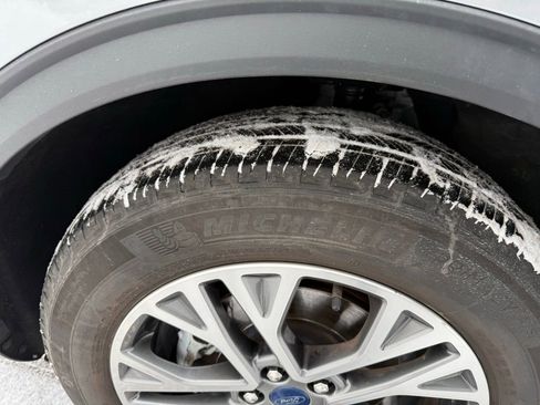 Used 2022 Ford Escape SEL image 41