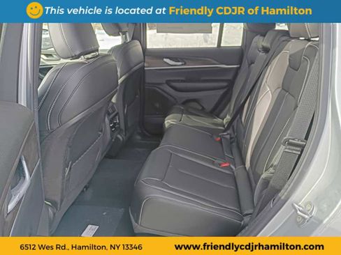 New 2025 Jeep Grand Cherokee Limited w/ MOPAR Finishing Package image 12