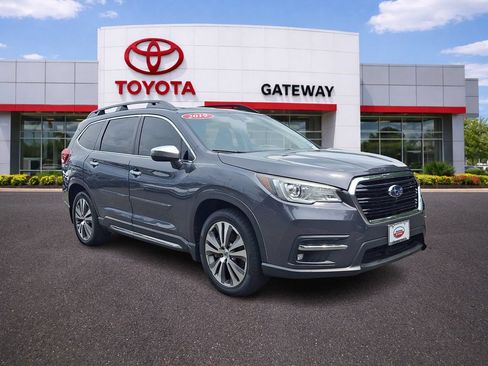 Used 2019 Subaru Ascent Touring AWD/4WD image 3
