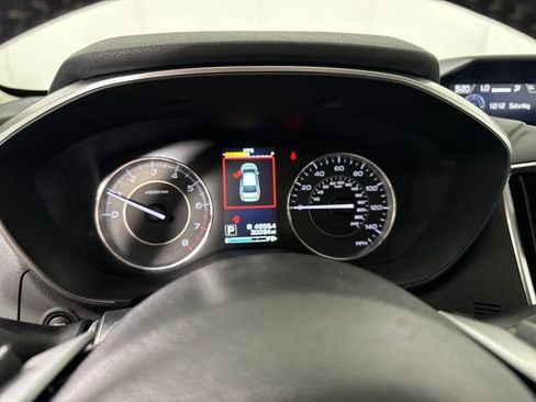 Used 2018 Subaru Impreza 2.0i Limited image 17