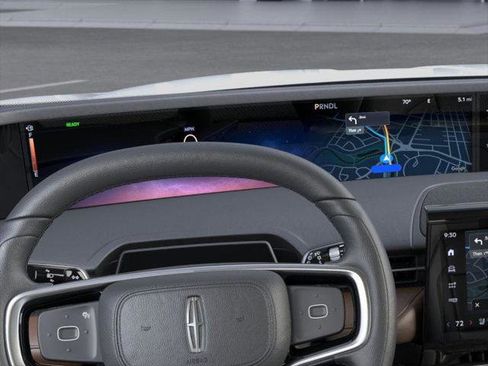 New 2026 Lincoln Nautilus Reserve image 13