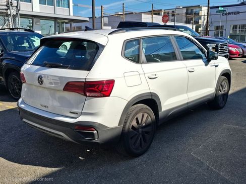 Used 2022 Volkswagen Taos S AWD/4WD image 7