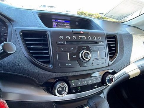 Used 2015 Honda CR-V LX image 25