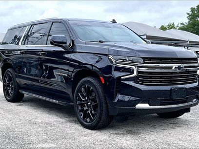 Used 2023 Chevrolet Suburban LT w/ LT Signature Package