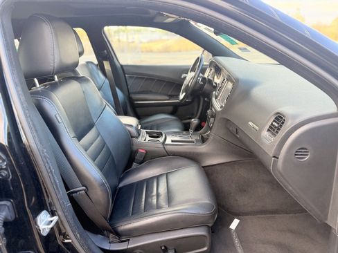 Used 2014 Dodge Charger R/T image 13