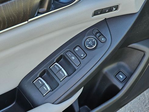 Used 2018 Honda Accord EX-L image 29
