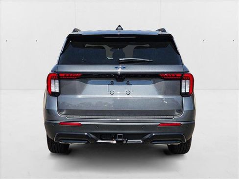 New 2025 Ford Explorer ST-Line image 6