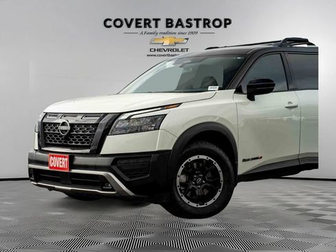 Used 2024 Nissan Pathfinder Rock Creek AWD/4WD image 7