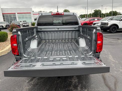 Used 2022 Chevrolet Colorado LT w/ Safety Package AWD/4WD image 7