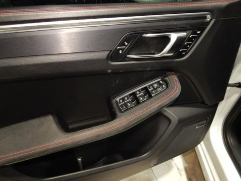 Used 2017 Porsche Macan GTS image 13