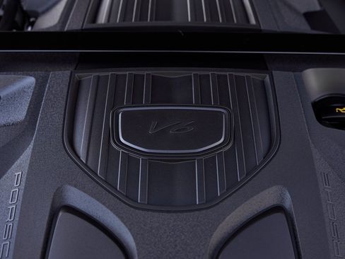 Used 2025 Porsche Panamera 4 w/ Premium Package image 18