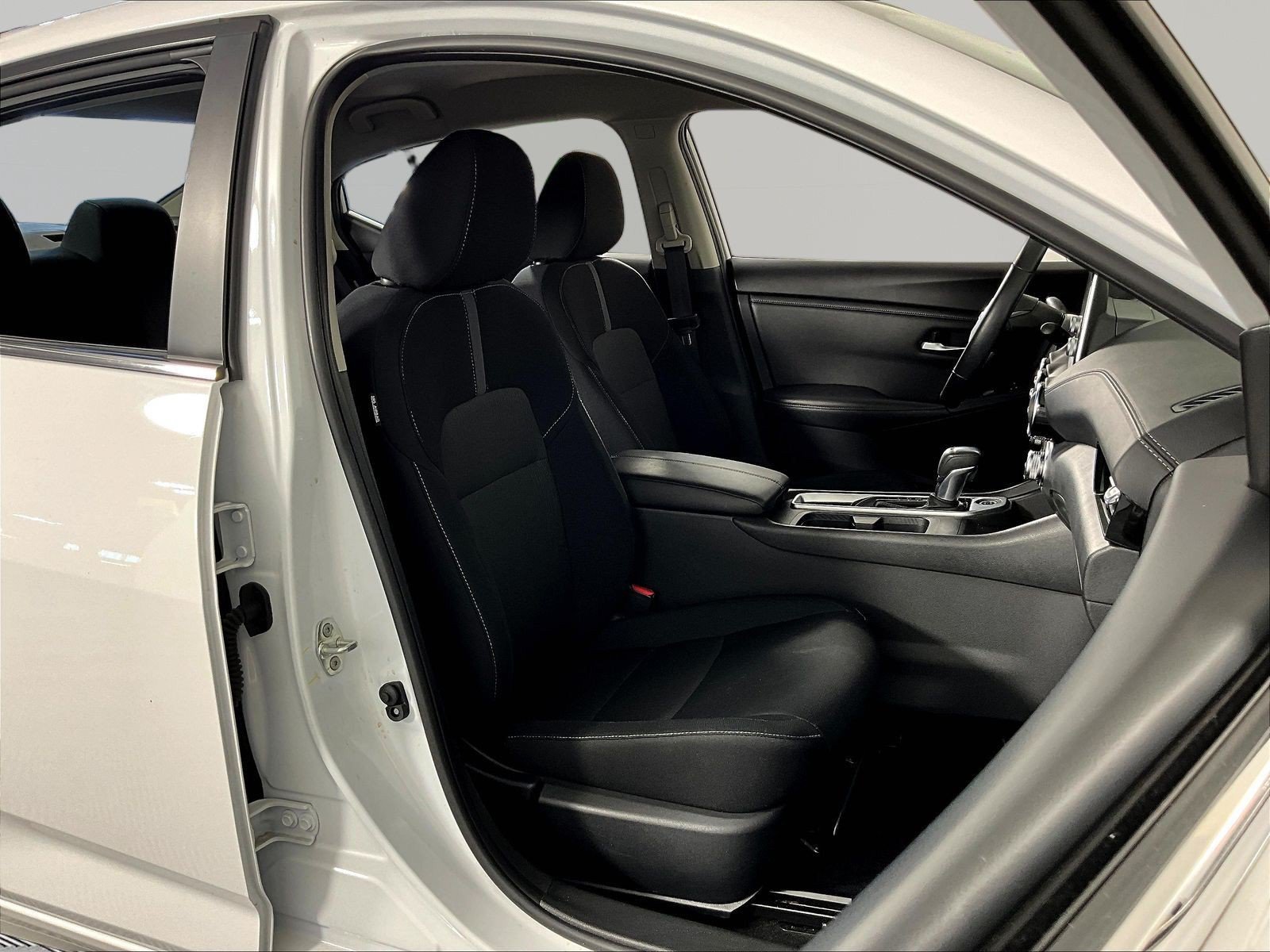 Used 2023 Nissan Sentra SV w/ All-Weather Package FWD image 26