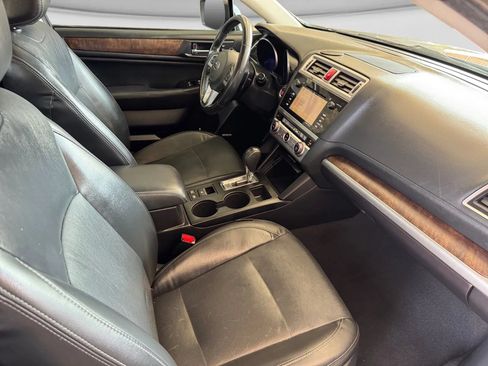 Used 2016 Subaru Outback 3.6R Limited AWD/4WD image 24
