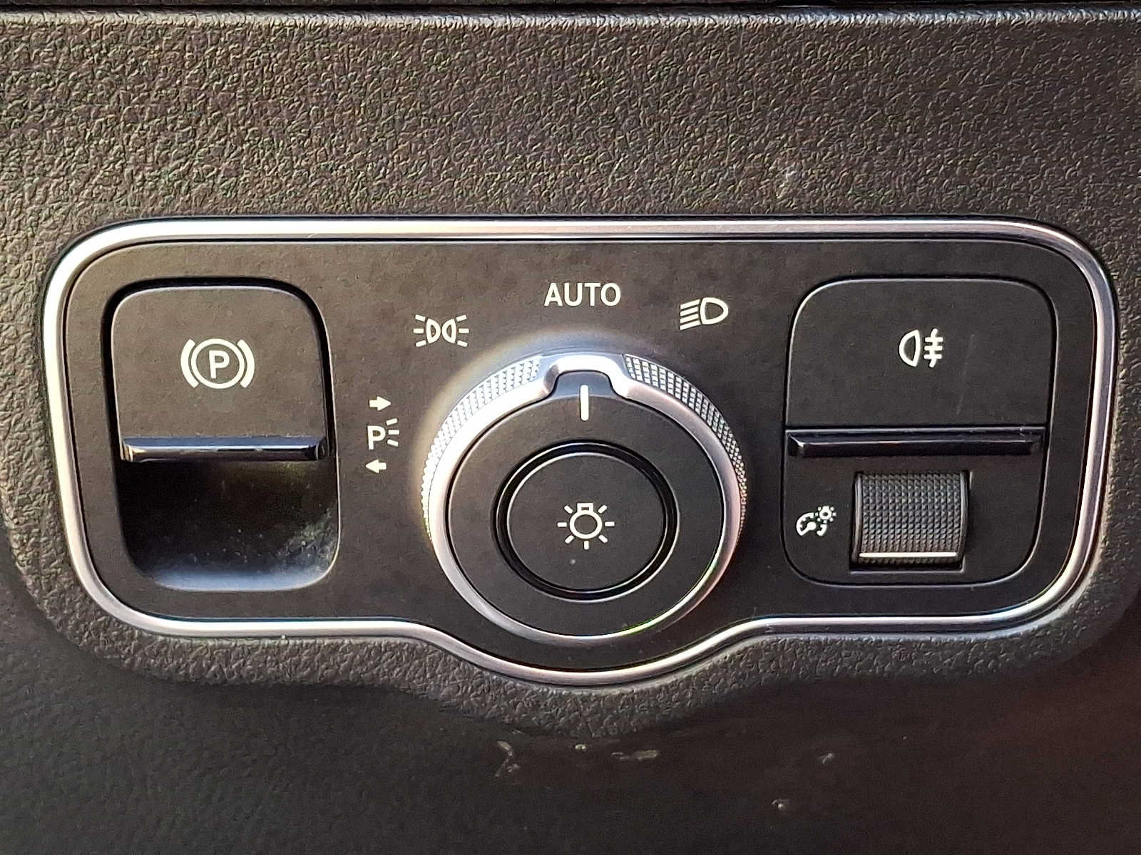 Certified 2023 Mercedes-Benz GLA 250 4MATIC image 22