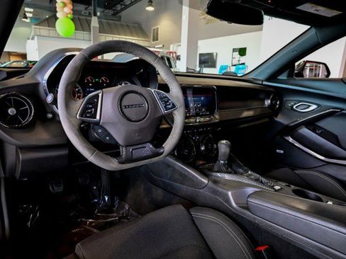 Used 2021 Chevrolet Camaro LT w/ 1LE Track Performance Package image 33