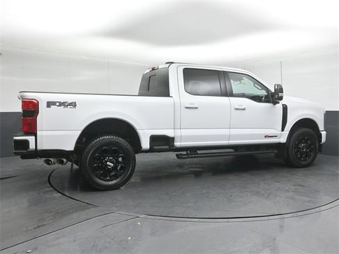 Used 2025 Ford F250 Lariat w/ Lariat Ultimate Package image 2