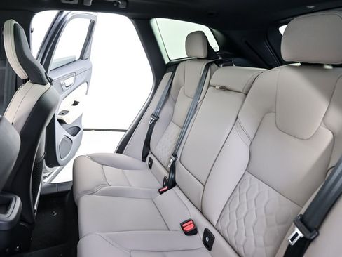 New 2026 Volvo XC60 B5 Plus w/ Protection Package Premier AWD/4WD image 20
