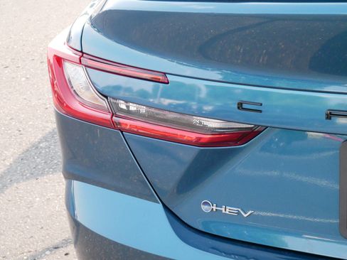 Certified 2025 Toyota Camry SE FWD image 17