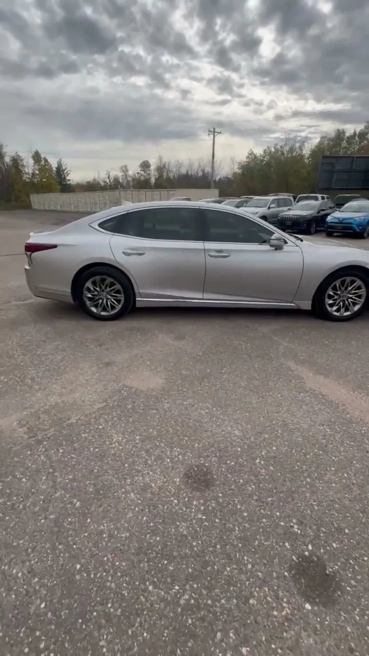 Used 2018 Lexus LS 500h AWD w/ Accessory Package (Z1) image 55