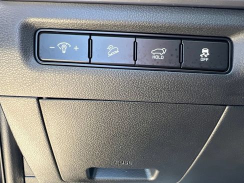 Used 2025 Kia Telluride S AWD/4WD image 27