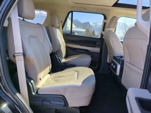Used 2024 Ford Expedition Limited AWD/4WD image 33