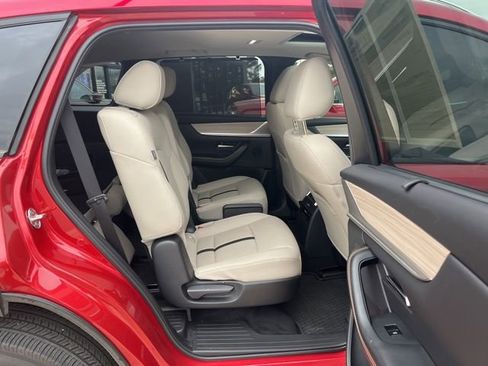 Certified 2025 MAZDA CX-90 3.3 Turbo w/ Preferred Package image 34