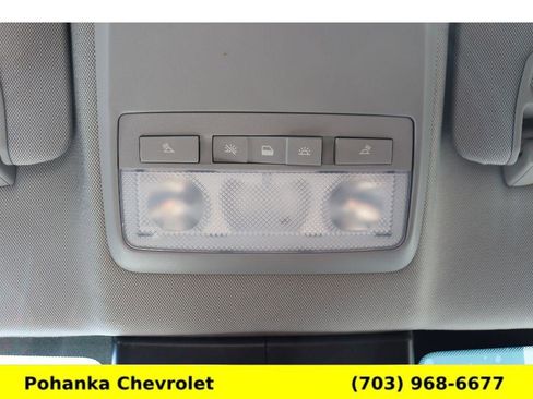 Used 2022 Chevrolet Trax LT w/ LT Convenience Package image 20