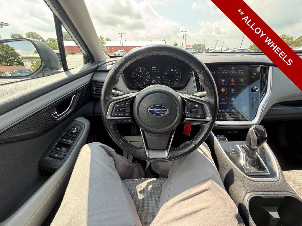 Used 2024 Subaru Outback Premium AWD/4WD image 15