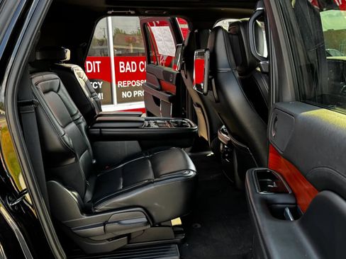 Used 2019 Lincoln Navigator L Reserve w/ Cargo Package AWD/4WD image 22