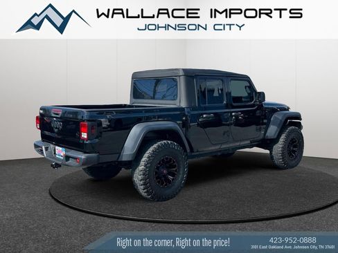 Used 2021 Jeep Gladiator Sport image 5