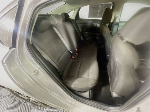 Used 2021 Kia Forte LXS FWD image 25