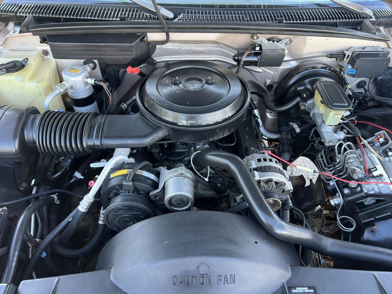 Used 1992 Chevrolet Suburban 4WD image 21