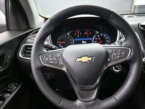 Used 2024 Chevrolet Equinox Premier FWD image 8