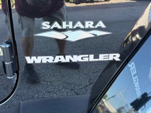 Used 2013 Jeep Wrangler Sahara w/ Connectivity Group AWD/4WD image 12
