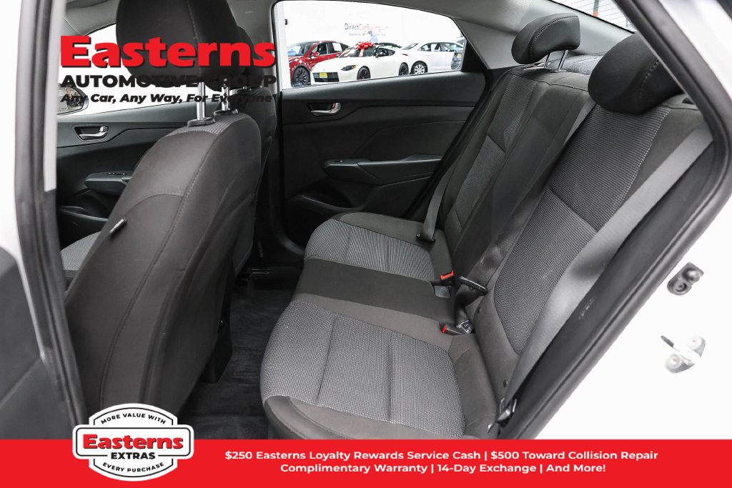 Used 2022 Hyundai Accent SEL FWD image 21