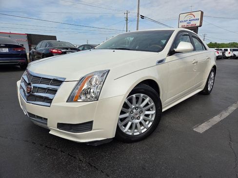 Used 2010 Cadillac CTS Luxury image 2