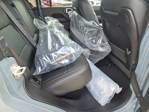 New 2026 Jeep Gladiator Rubicon AWD/4WD image 9