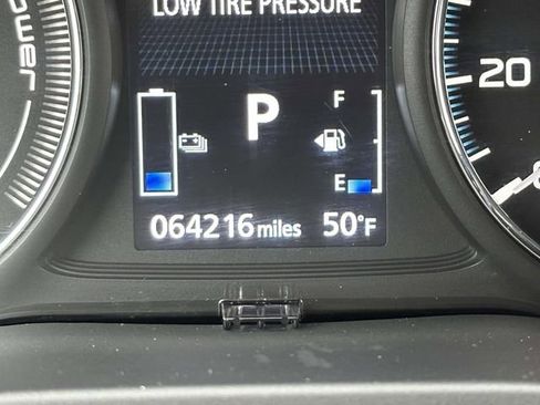 Used 2020 Mitsubishi Outlander GT image 25