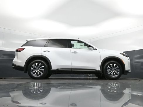 Certified 2026 INFINITI QX60 Pure w/ Cargo Package FWD image 44