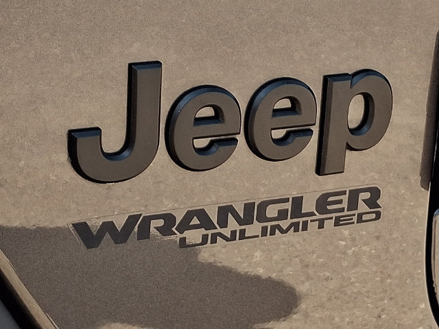 Used 2022 Jeep Wrangler Unlimited Sport AWD/4WD image 32