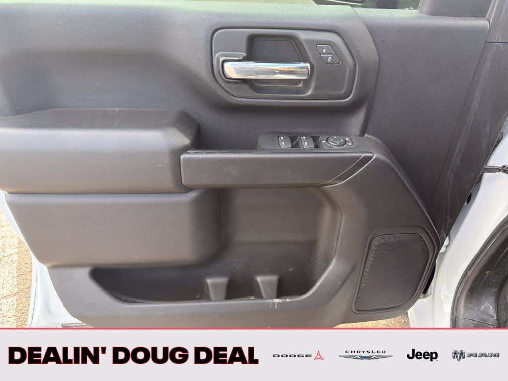 Used 2024 GMC Sierra 2500 Pro w/ Convenience Package AWD/4WD image 11