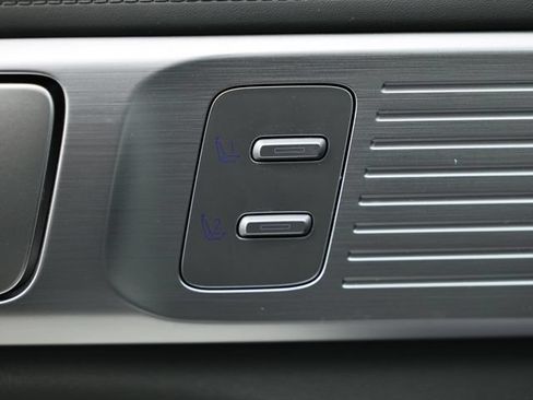 Certified 2026 Hyundai Santa Fe Limited AWD/4WD image 15