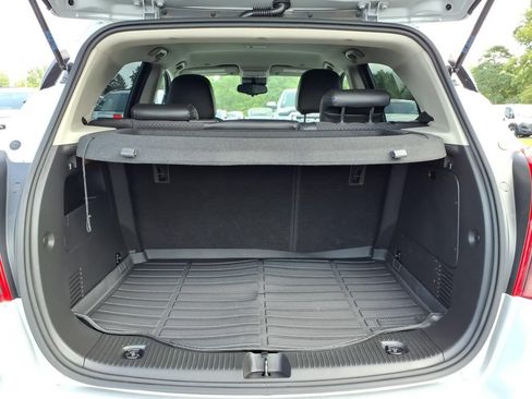 Used 2020 Buick Encore Preferred w/ Safety Package FWD image 17