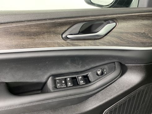 New 2026 Jeep Grand Cherokee Altitude image 14