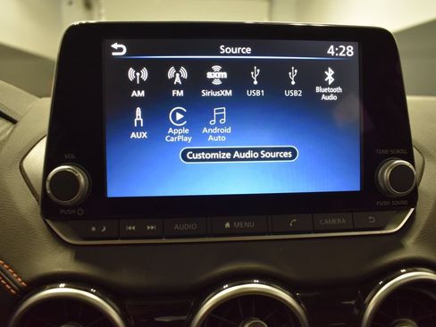 Used 2023 Nissan Sentra SR w/ SR Premium Package FWD image 20