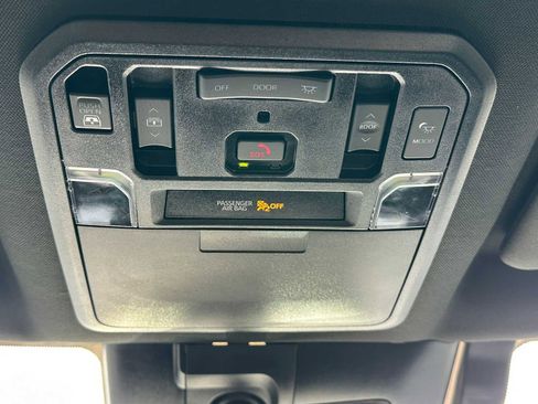 Used 2023 Toyota Tundra Platinum image 36